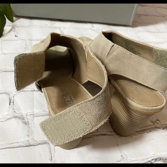 Kenneth Cole Reaction Open Toe Comfort Heels 8.5 - Picture 5 of 8